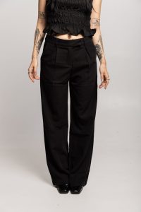 ESSENTIAL TAILORED PANTS