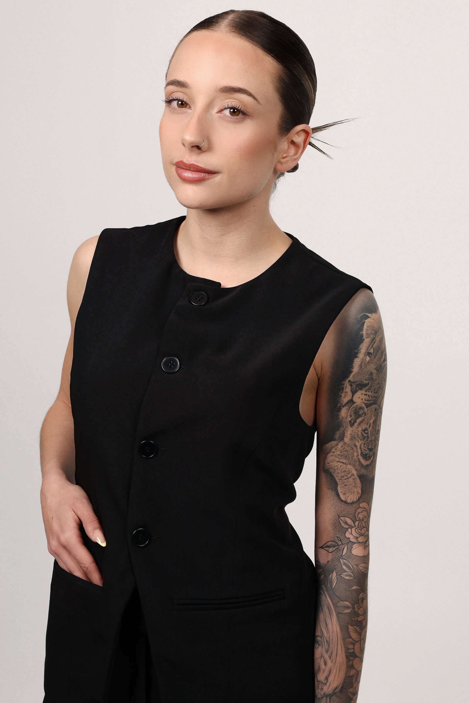 ESSENTIAL VEST