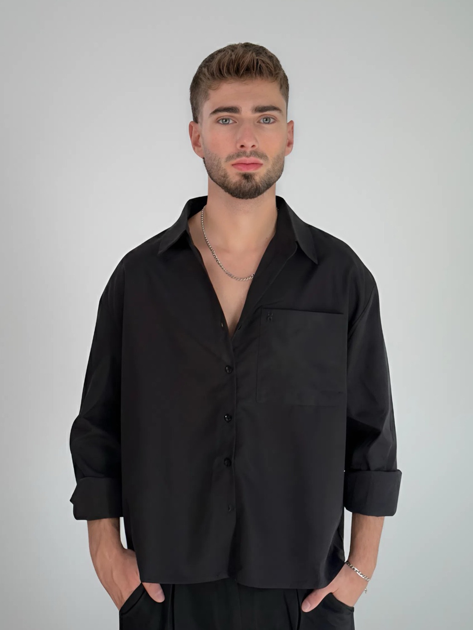 ESSENTIAL CROPPED SHIRT