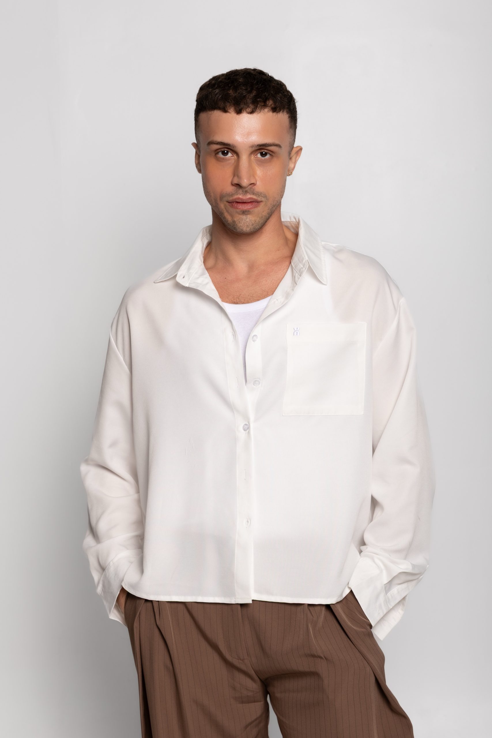 ESSENTIAL CROPPED SHIRT WHITE